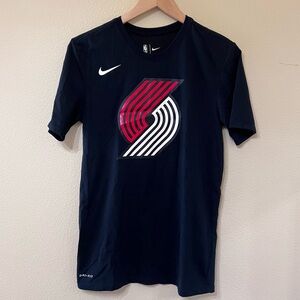Nike Men’s Trail Blazers NBA Top
